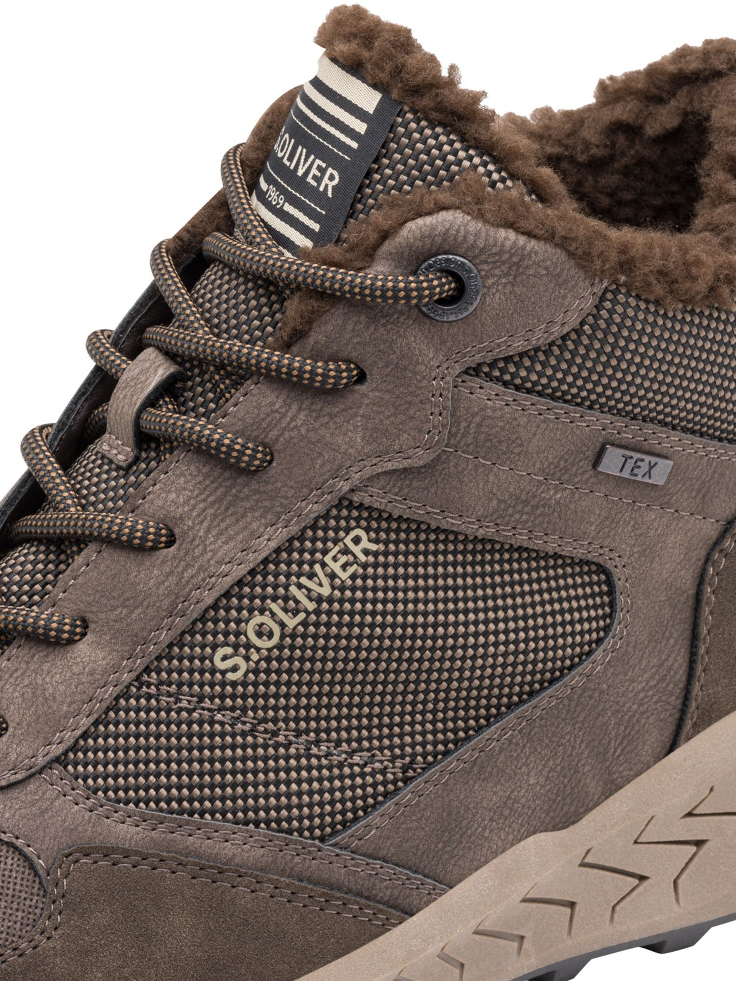 Stivale stringato di s.Oliver in beige