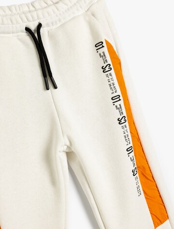 Koton Tapered Broek in Beige