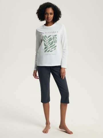 Henderson Pajama 'Danna' in Beige: front