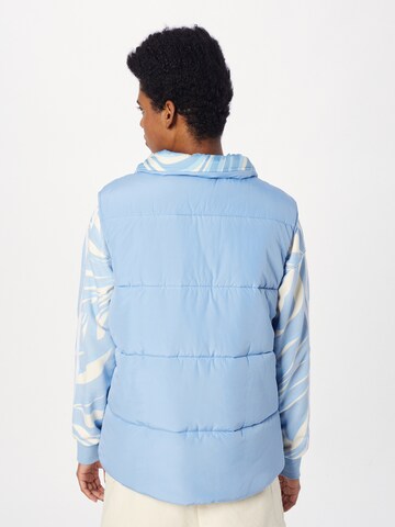 ADIDAS ORIGINALS Bodywarmer 'Abstract Animal Print Reversible ' in Blauw