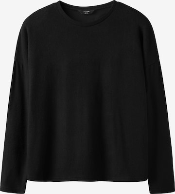 Pulover de la TWO SOON pe negru: față