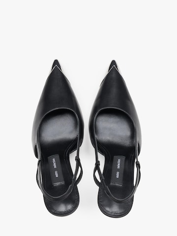 Estro Slingback pumps '2618-3' in Black