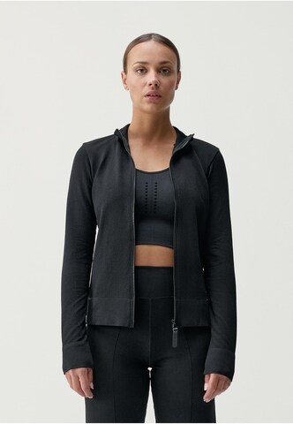 Born Living Yoga Tussenjas 'Gita' in Zwart: voorkant