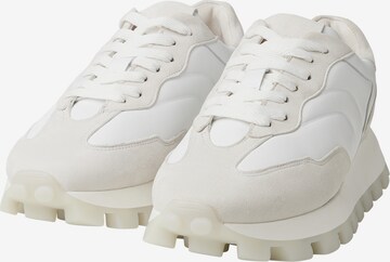 NEWD.Tamaris Platform trainers in Beige