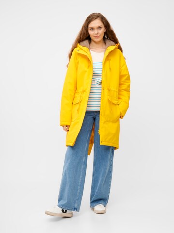 Derbe Wintermantel 'Friese Festholm' in Gelb