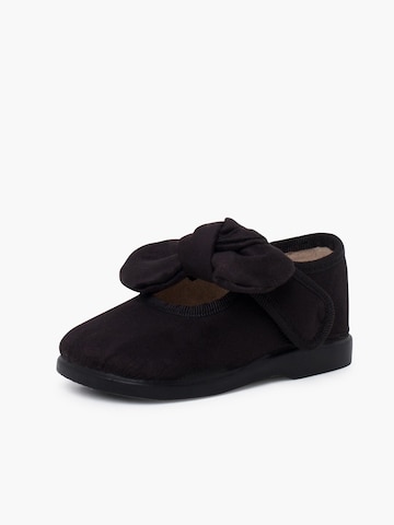 Chaussure basse Pisamonas en noir : devant