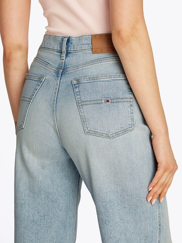 Tommy Jeans Szeroka nogawka Jeansy 'Claire' w kolorze niebieski