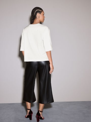 Next T-Shirt in Beige