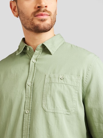 MUSTANG - Regular Fit Camisa 'DRYDEN' em verde