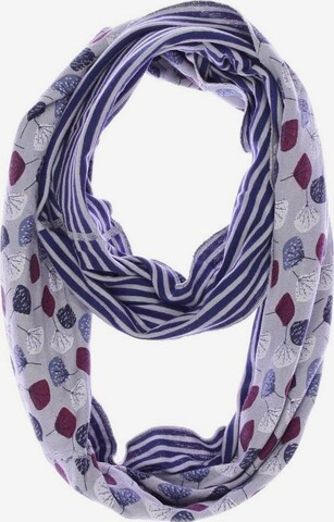 Sorgenfri Sylt Scarf & Wrap in One size in Grey: front