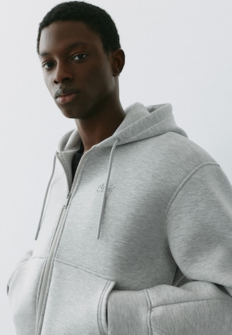 Pull&Bear Суичъри с качулка 'STWD' в сиво