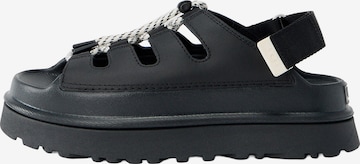 juoda UGG Sandalai 'GoldenGlow Toggle': priekis