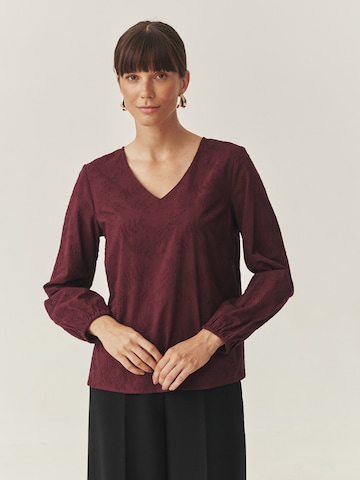 TATUUMBluza 'Teria' - crvena boja: prednji dio