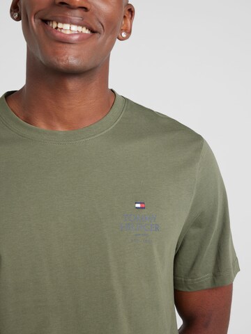 TOMMY HILFIGER Shirt in Green