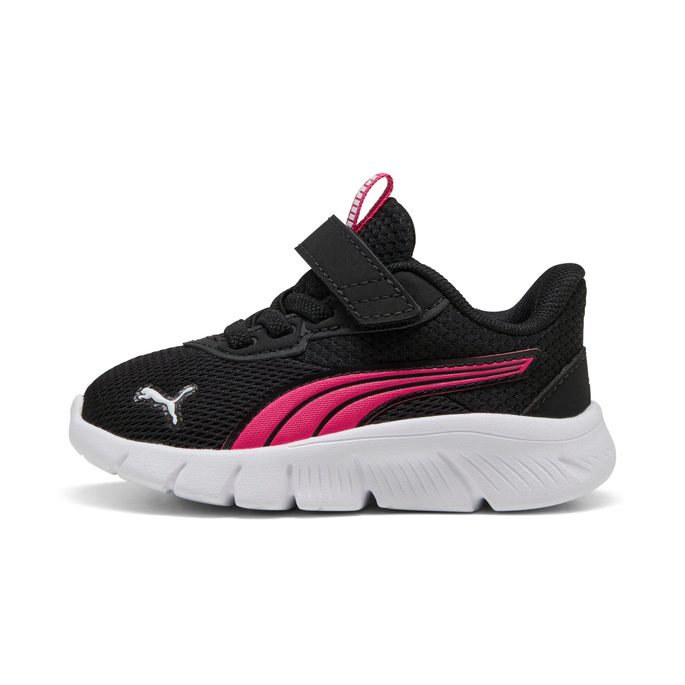 PUMA Sneakers in Black: front