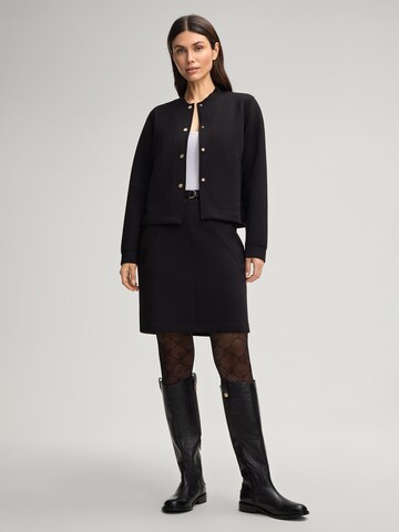 Veste de survêtement 'Toana' JOOP! en noir