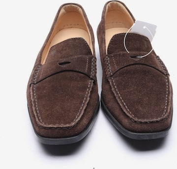 Tod's Flats & Loafers in 35 in Brown