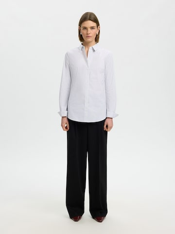 SELECTED - Blusa 'Romie' en blanco