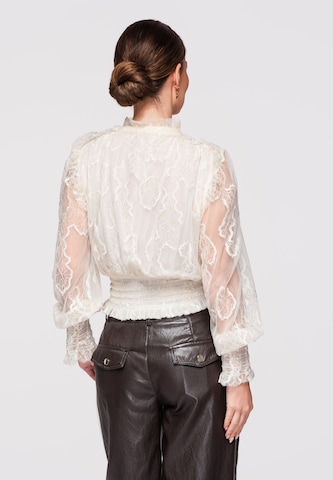 Ombre Bluse in Beige