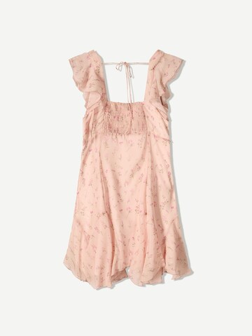 Bershka Лятна рокля в розово