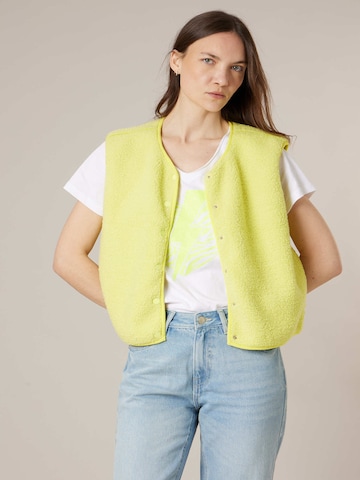 Gilet 'OLERA' Deeluxe en jaune : devant