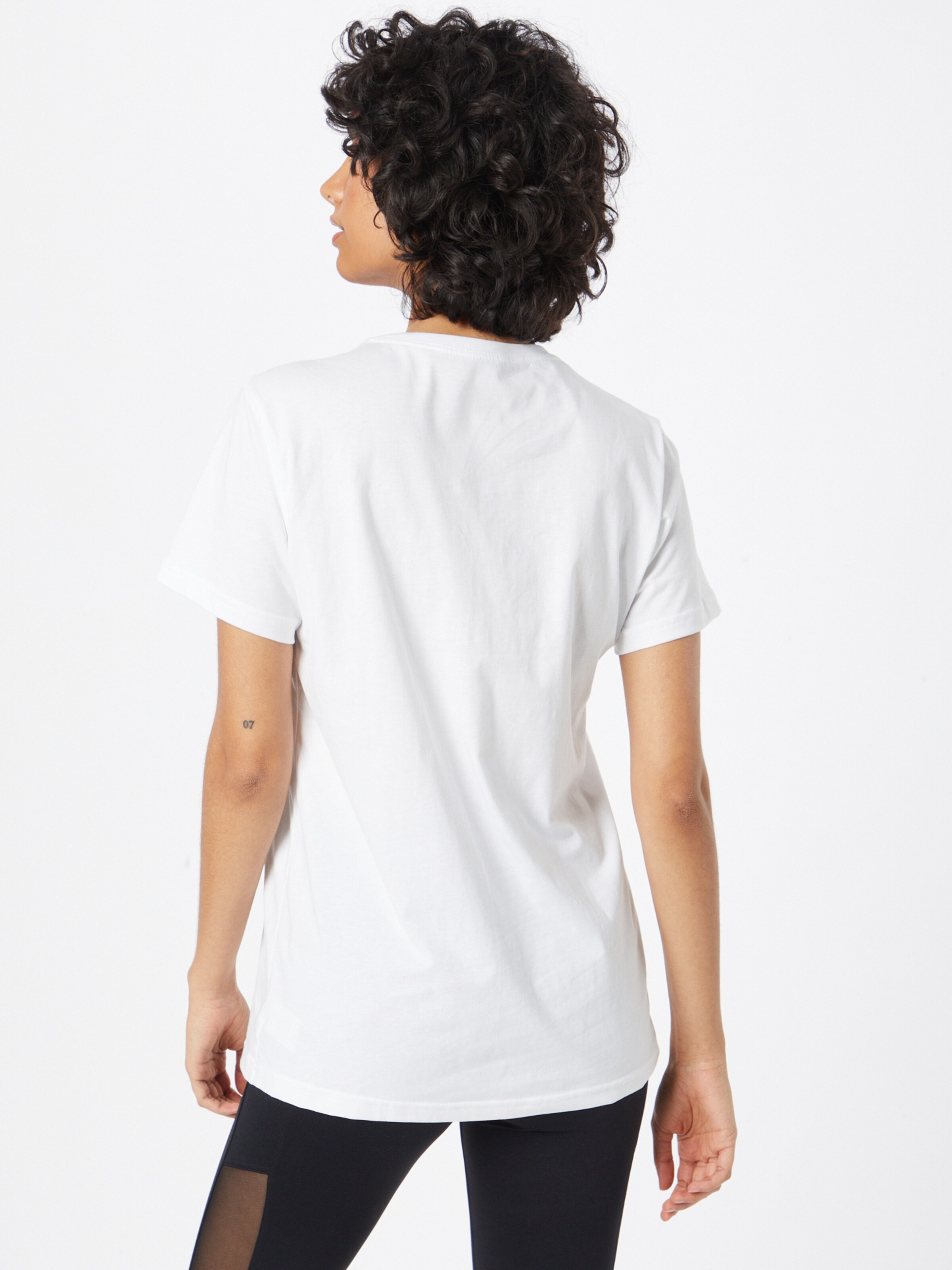 Frauen Sportarten NEBBIA Shirt in Weiß - VR18590