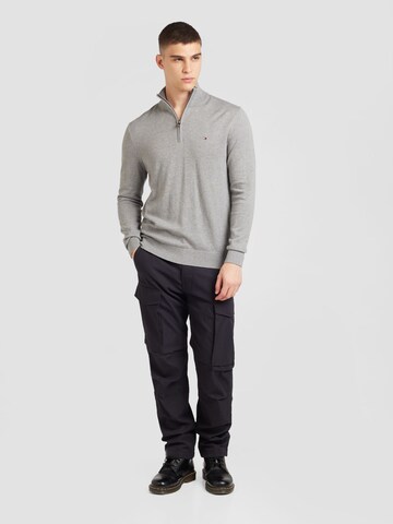 TOMMY HILFIGER Trui 'ESSENTIAL' in Grijs