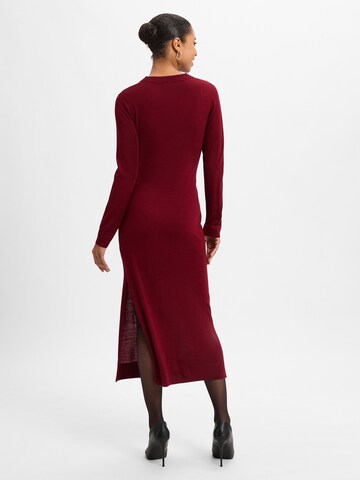 Ambiance Knitted dress in Red