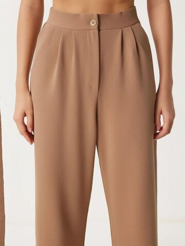 Wide Leg Pantalon 'Hose' Happiness İstanbul en blanc