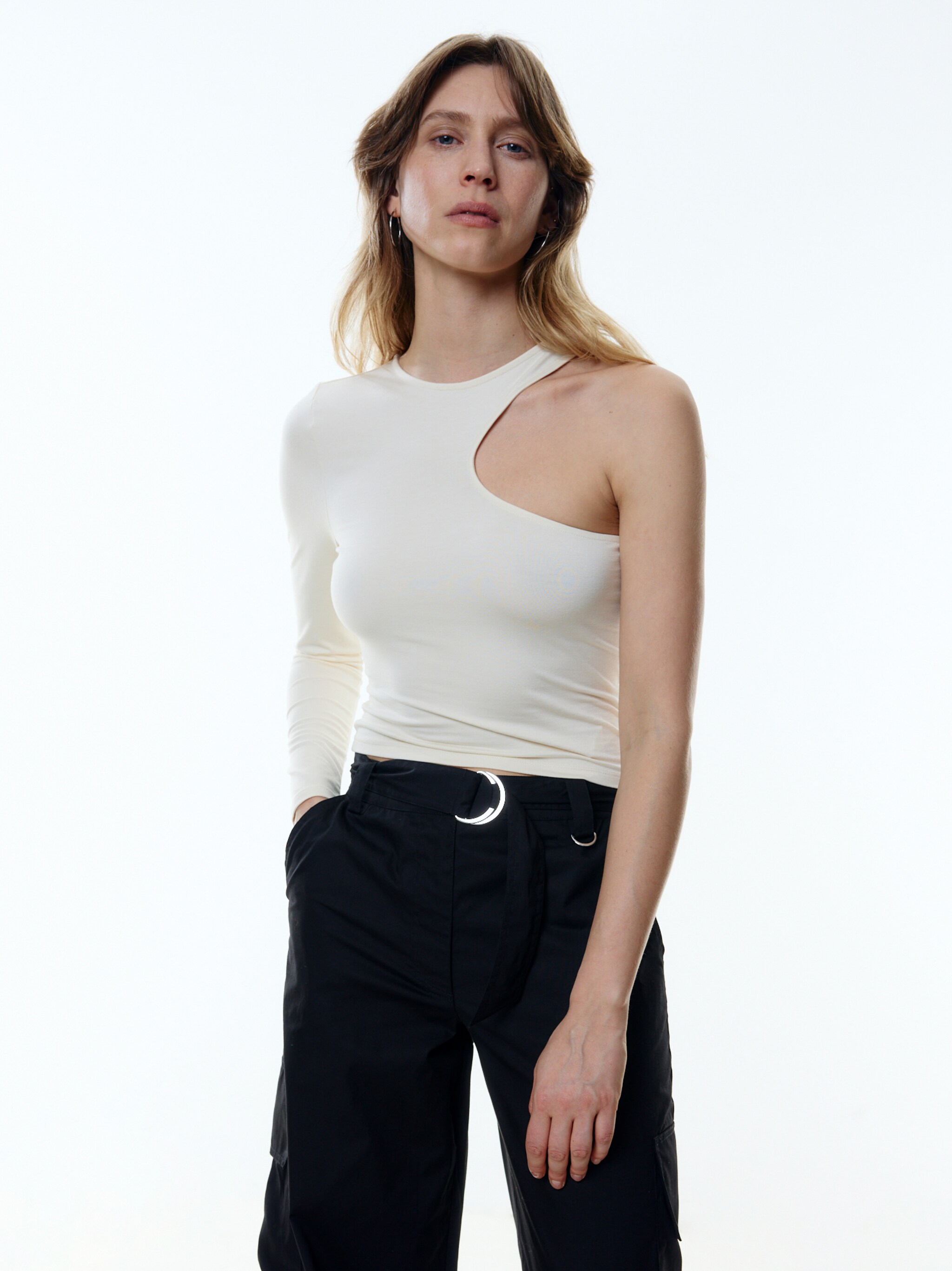 EDITED Producten Shirt 'Tenea' Crème