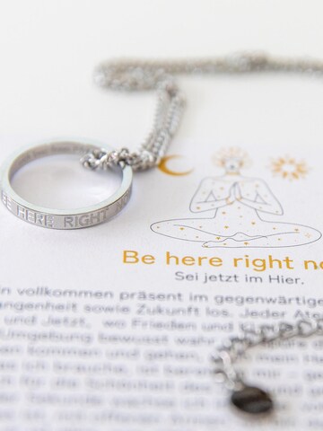 Divasya Necklace 'Be here right now' in Silver
