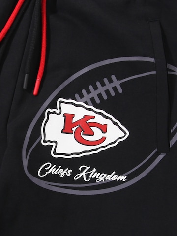 Recovered Tapered Sporthose 'NFL Chiefs Kingdom' in Schwarz