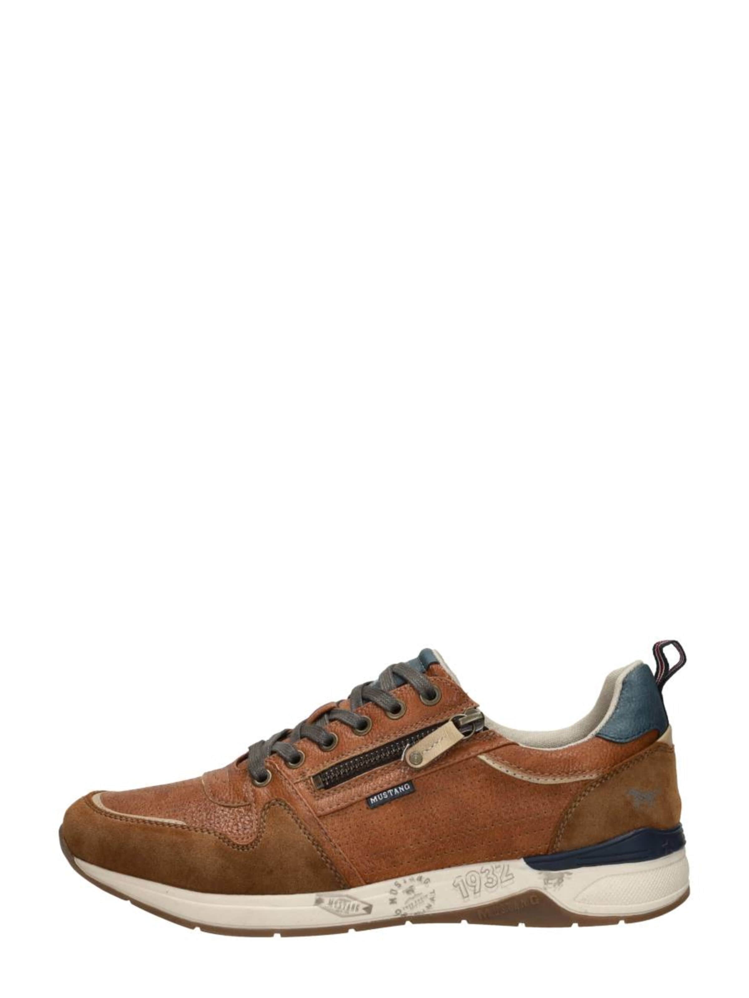 Baskets basses 'Sneakers Laag' MUSTANG en marron : devant