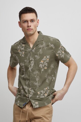 BLEND Slim fit Button Up Shirt in Green: front