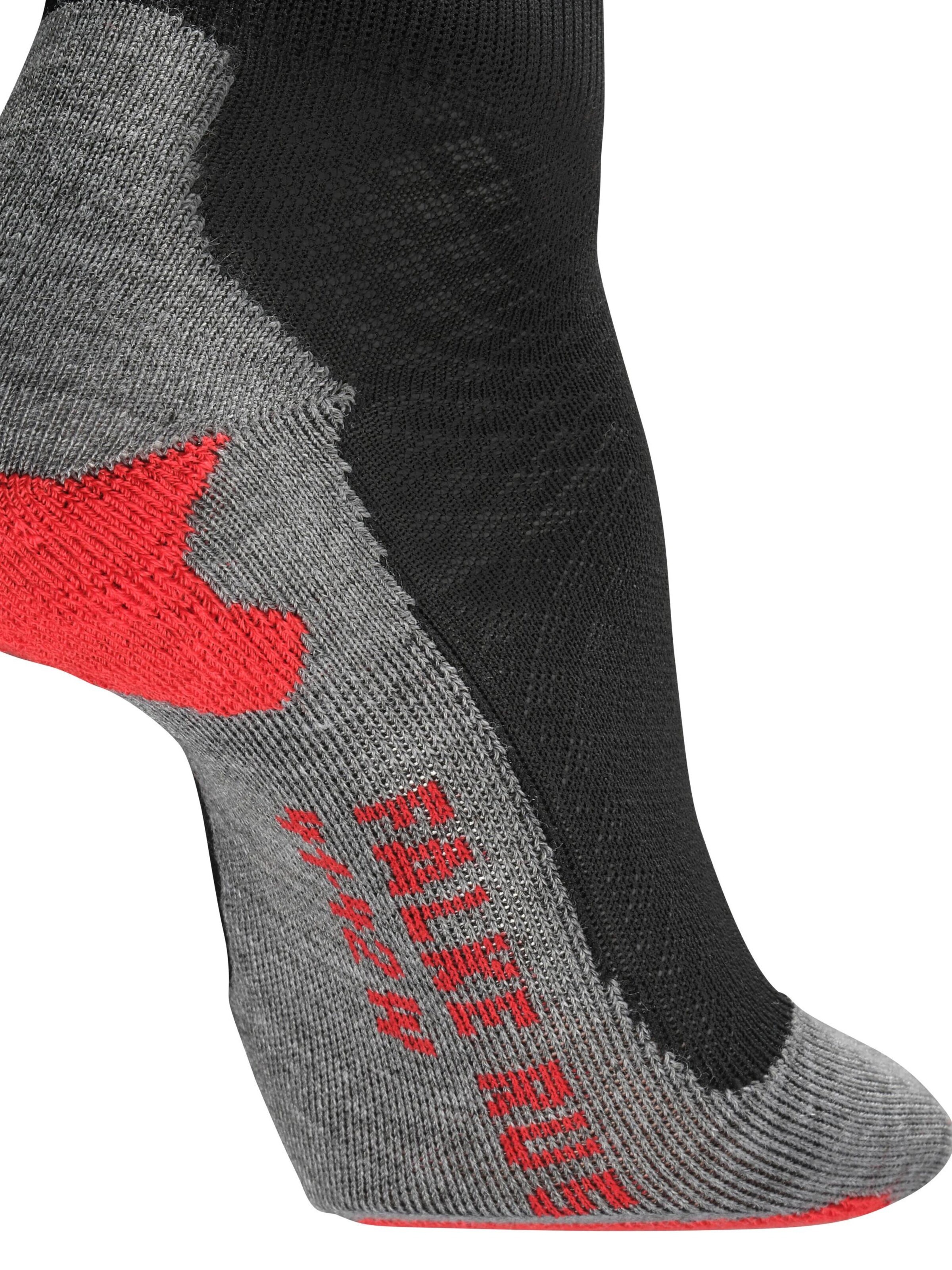 FALKE Athletic Socks 'RU5 Race Short' in Black