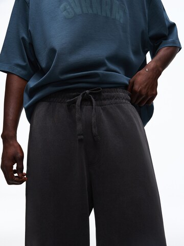 Bershka Baggy Trousers in Black