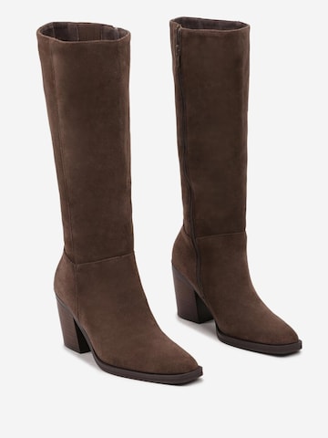 Boots 'Bottes hautes cavalières à talon bloc, en cuir suédé - brown' VERA Collection en marron