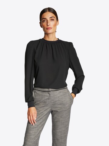 Rich & Royal Blouse in Black: front