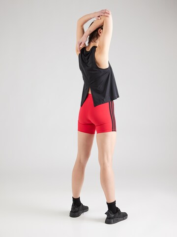 ADIDAS SPORTSWEAR - Skinny Pantalón deportivo 'Essentials' en rojo