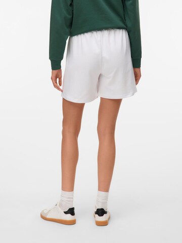 VERO MODA Loose fit Trousers 'SNDina' in White