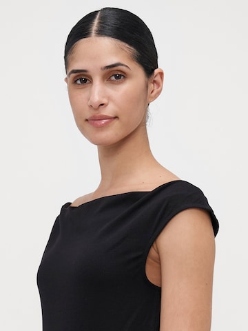 Vero Moda Petite Shirts i sort