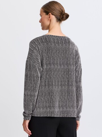 Maglietta 'Shiloh' di b.young in grigio