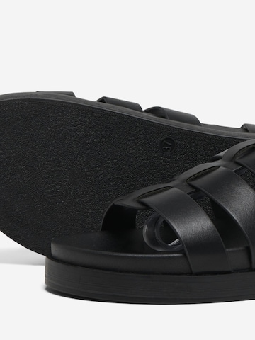 ONLY Strap Sandals in Black