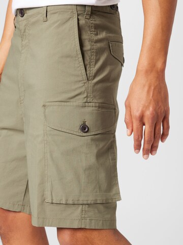 Dockers Regular Shorts in Grün