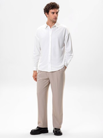 Antioch Comfort fit Button Up Shirt in Beige