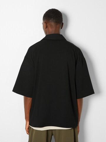 Regular fit Camicia di Bershka in nero