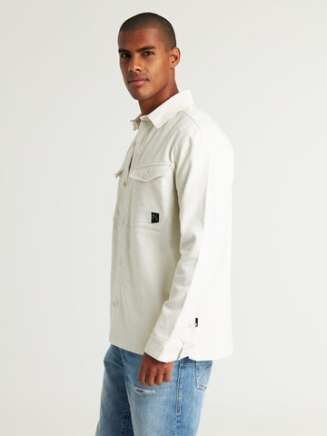 CHASIN' Regular fit Overhemd 'Stryke Cord' in Wit