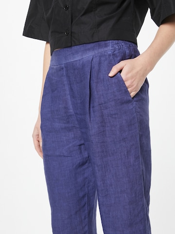 120% Lino Regular Pleat-Front Pants in Blue