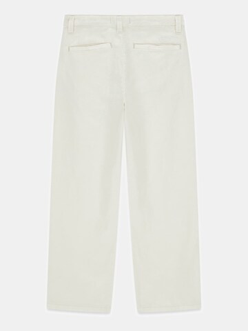 GUESS Regular Pants in Beige