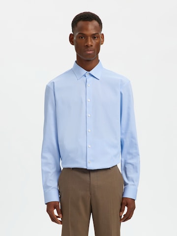 SELECTED Regular fit Бизнес риза в синьо: отпред